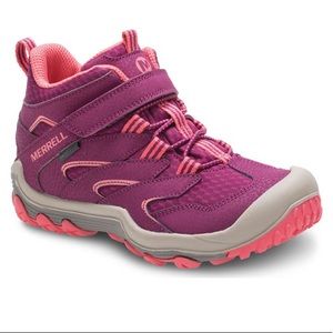 Merrell Chameleon hiking boots/ sneakers